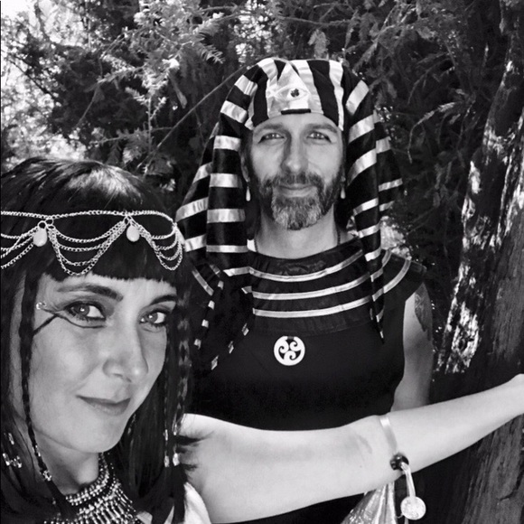 Meet your Posher, Veronica DeFalco - Picture 6 of 6